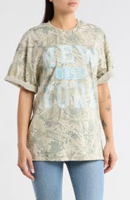 Hi Res New York 1995 Graphic T-Shirt