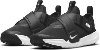 flex advance flyease sneaker