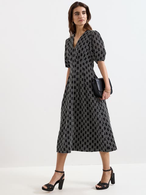 Yasmine V-Neck Printed A-Line Dress