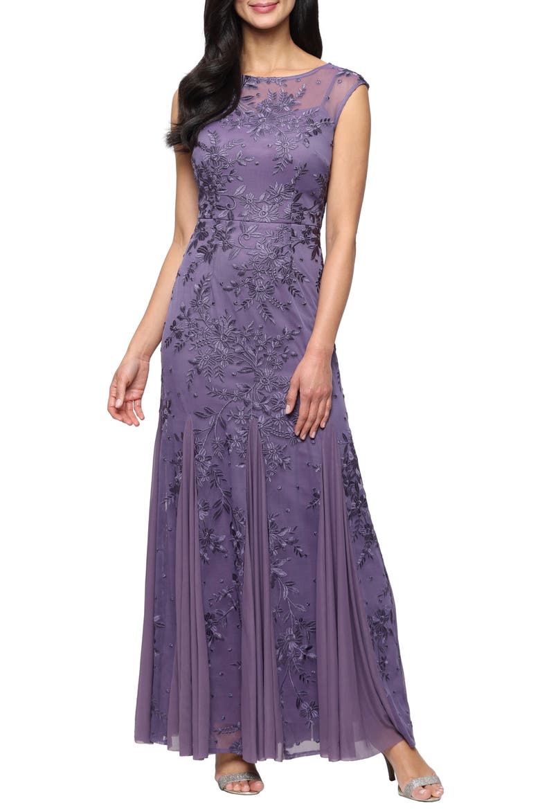 Embroidered Trumpet Gown video
