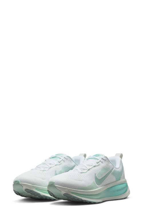 Nike Vomero 18 Running Shoe In Multi