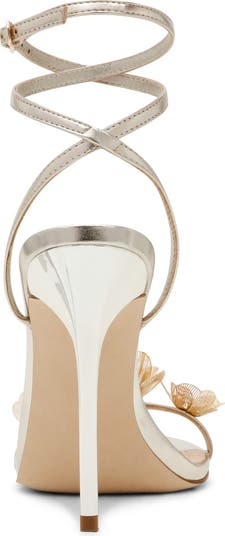 【Steve Madden】Sheila 海外限定 Steve Madden Sheila Sandals in Gold | REVOLVE