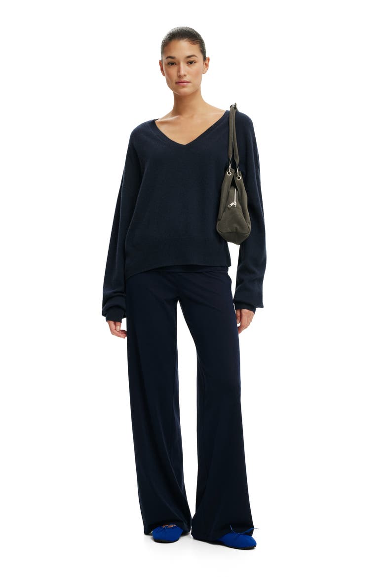 Women's Cashmere Blend V-Neck Knit, Alternate, color, Shadow Navy
