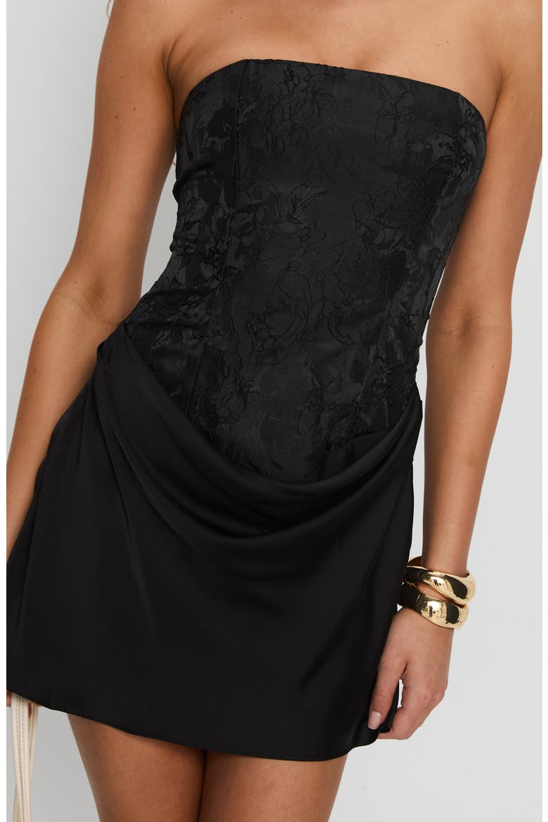 Jenevieve Strapless Cocktail Dress, Alternate, color, BLACK