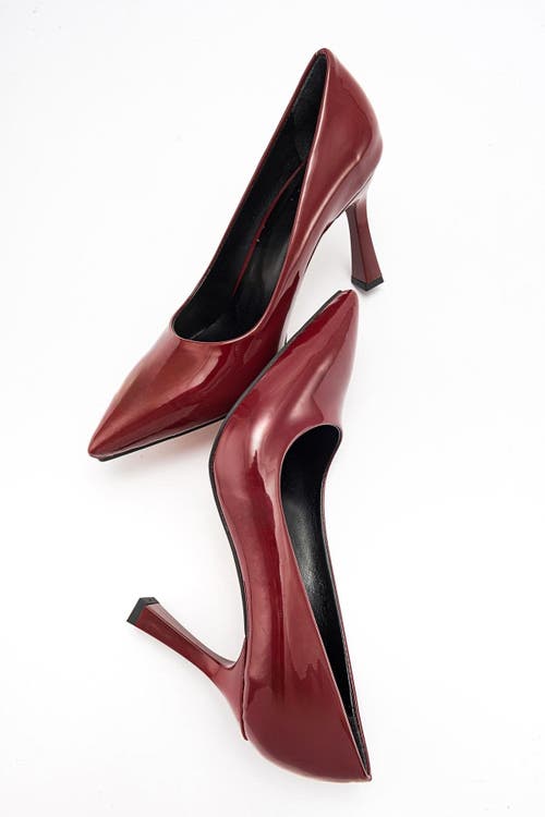 Prologue Shoes Forest Pointed Toe Pump