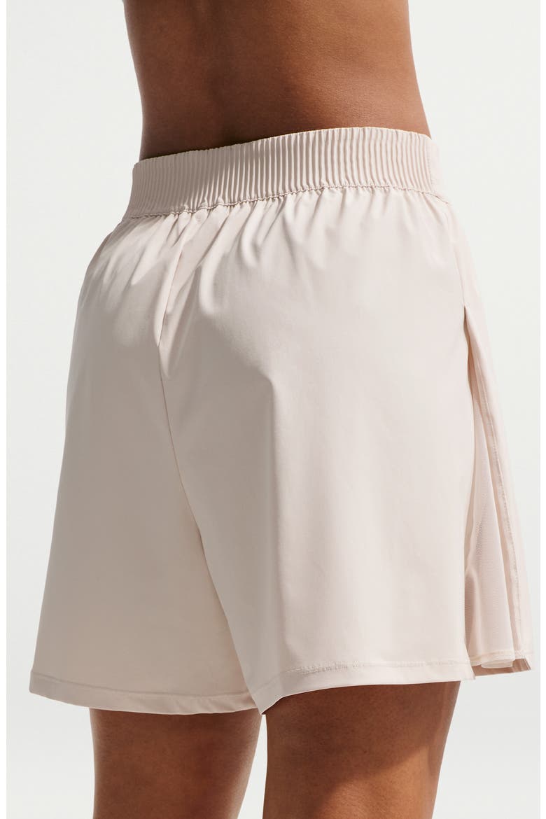 24.7 PerfectStretch Dri-FIT High Waist Shorts, Alternate, color, LIGHT OREWOOD BROWN