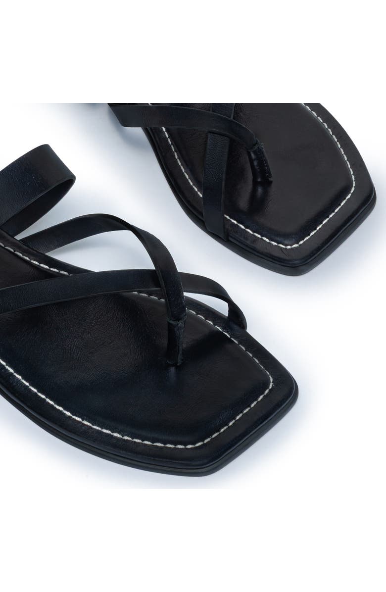 Bernardo Footwear Ocana Toe Ring Sandal, Alternate, color, Black