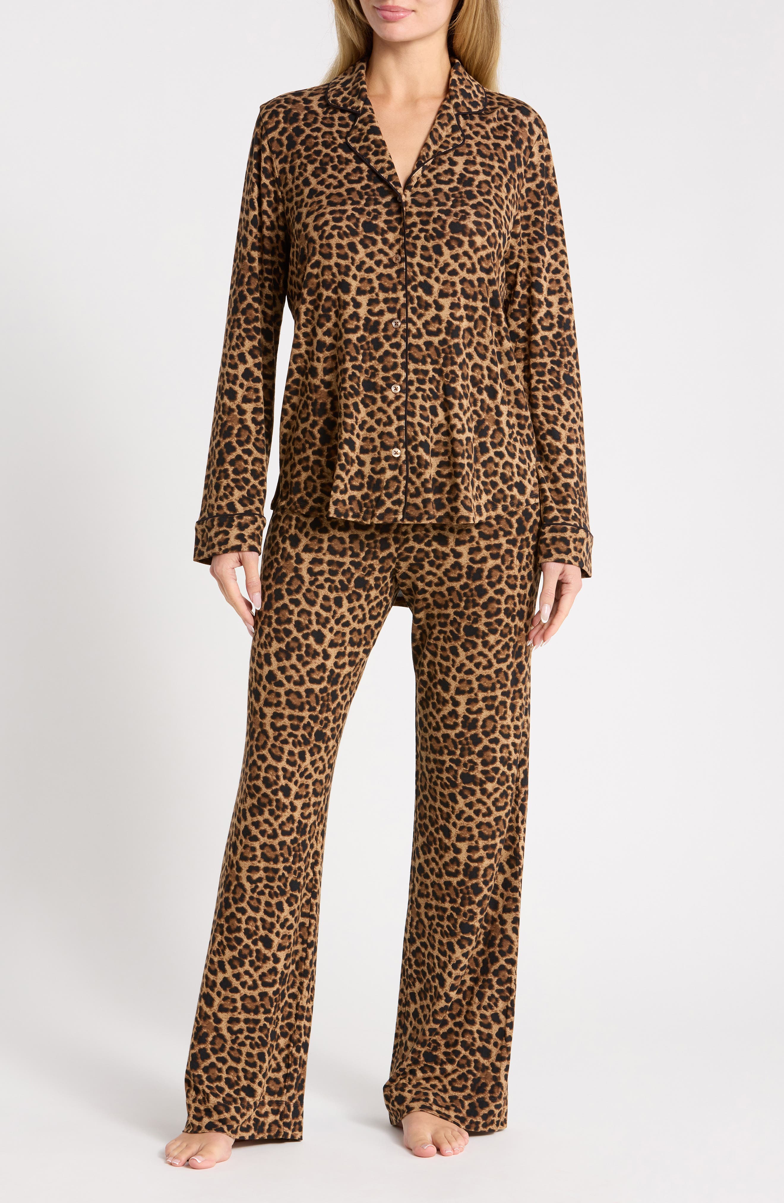 TAN- BLACK CLASSIQUE LEOPARD