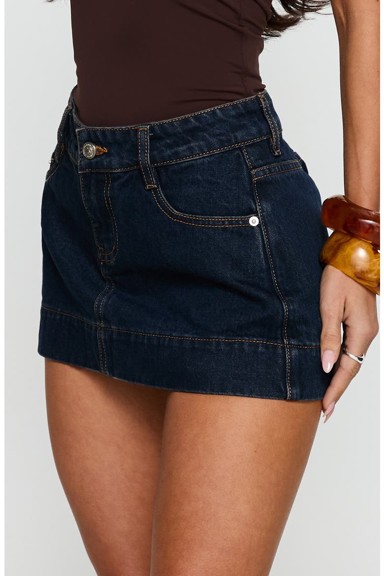 Warna Low Rise Denim Miniskirt, Alternate, color, DARK WASH