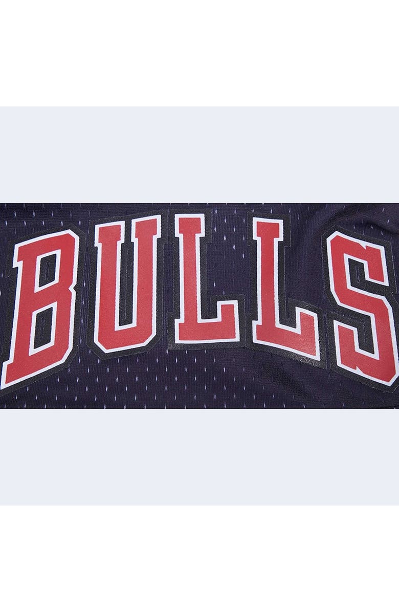 PRO STANDARD Men's Pro Standard Black/Red Chicago Bulls Ombre Mesh Shorts, Alternate, color, Purple