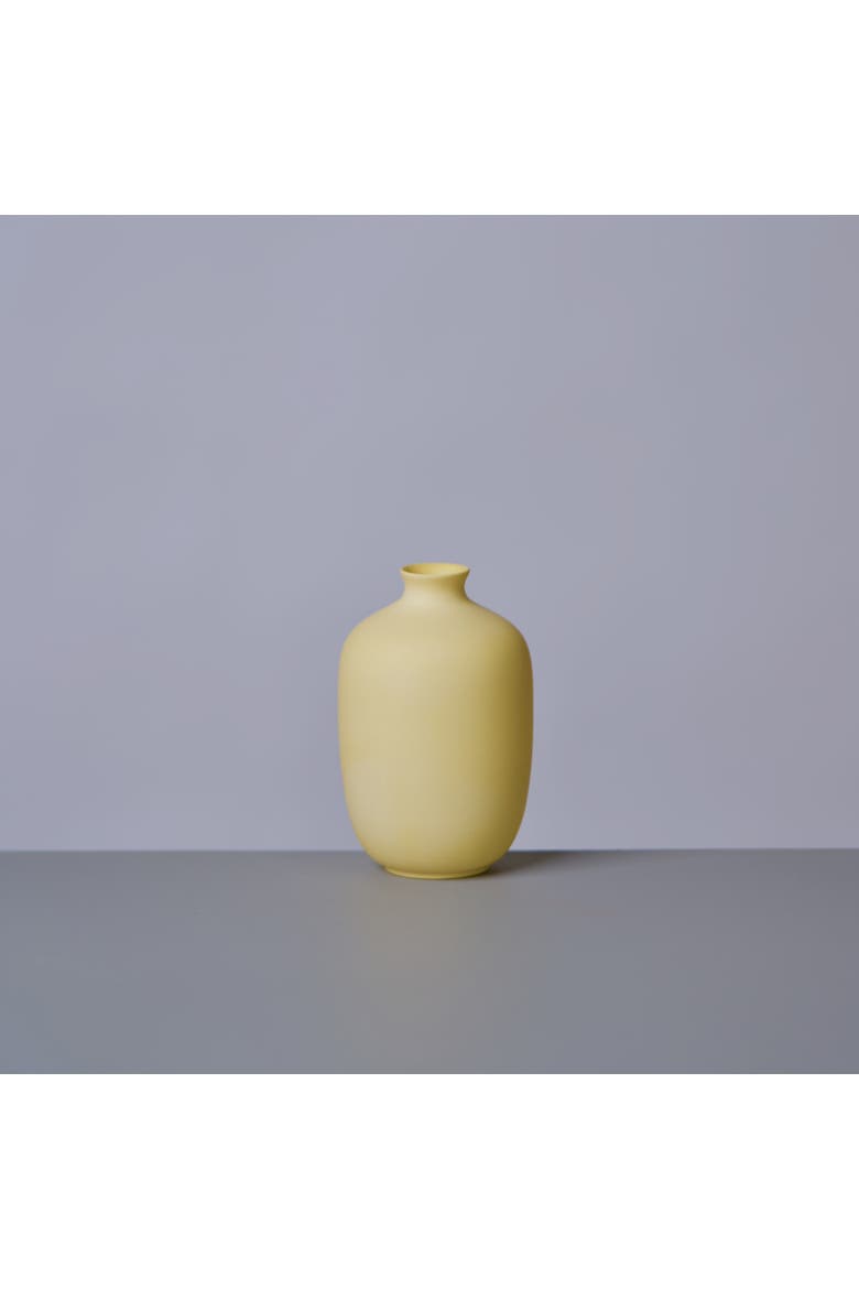 Matte Porcelain Mini Plum Vase, Alternate, color, Butter
