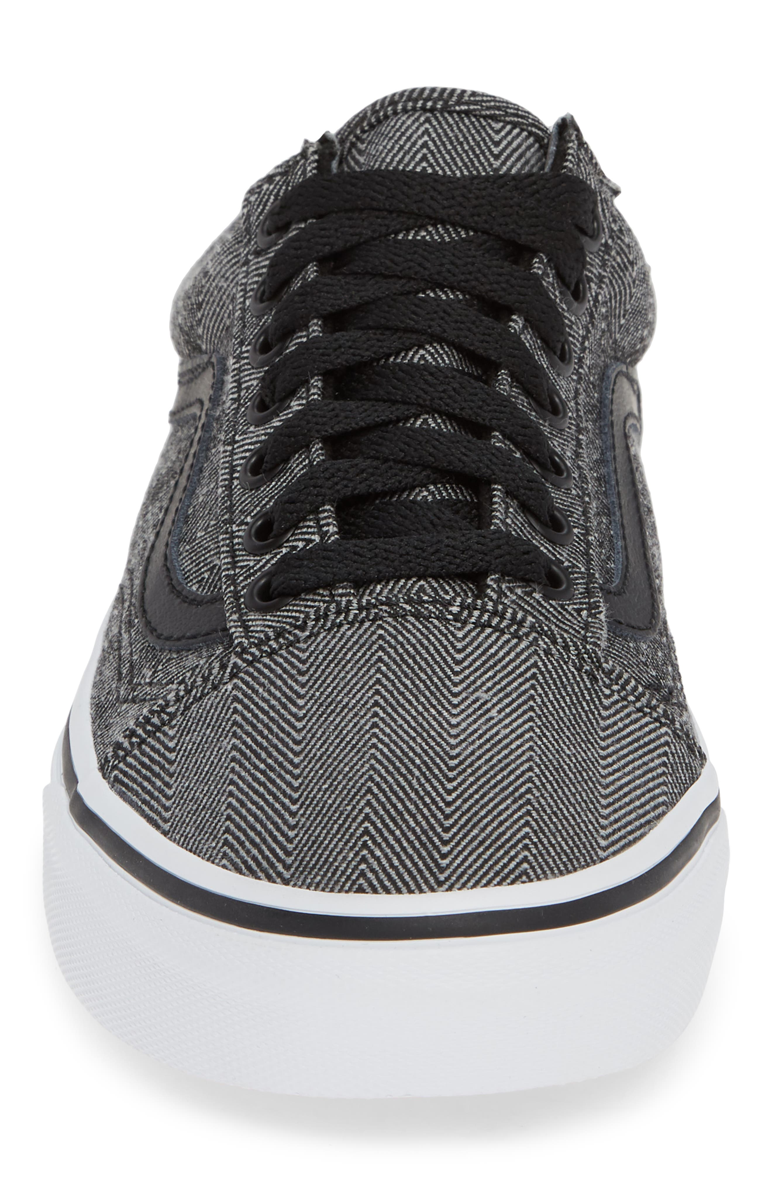 Vans UA Old Skool Sneaker, Alternate, color, 