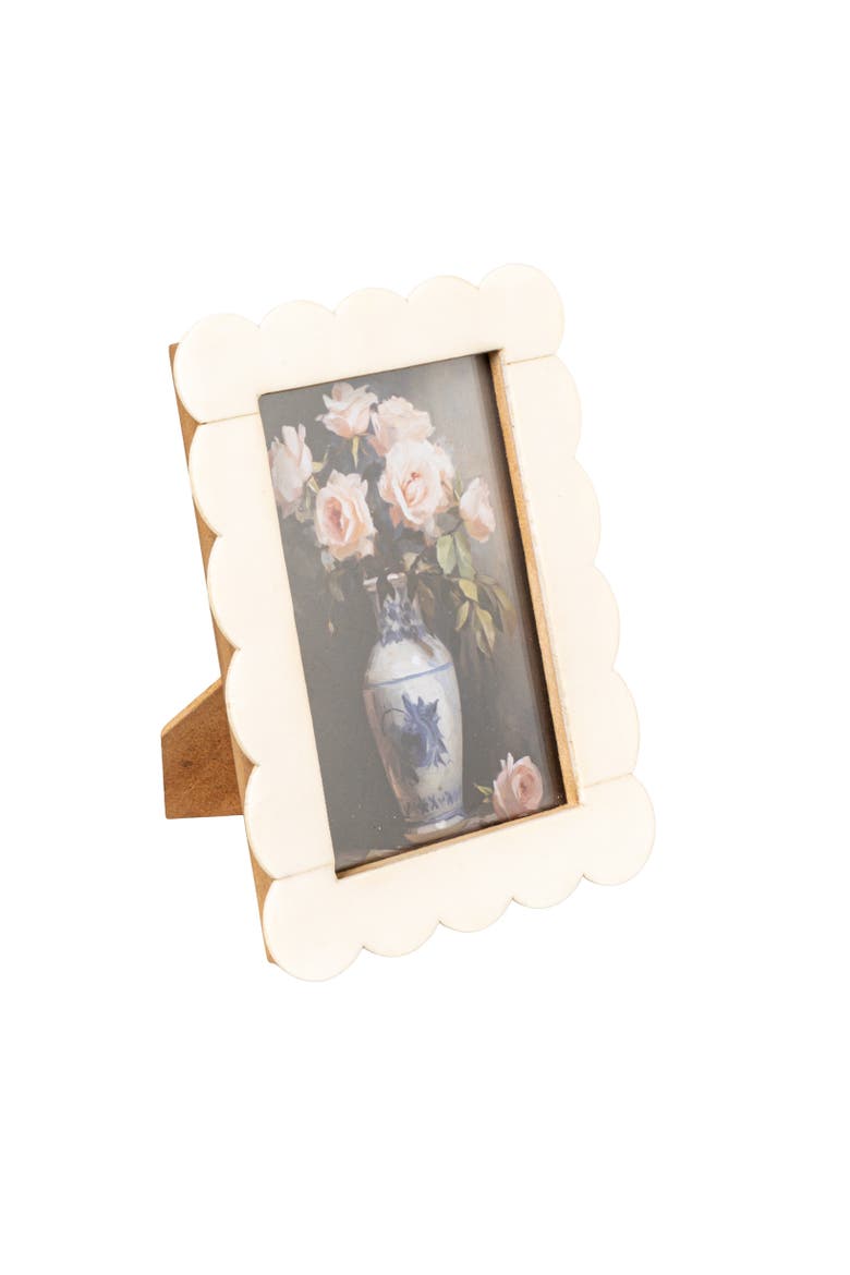 Resin and Wood Scalloped Photo Frame, White, Main, color, White