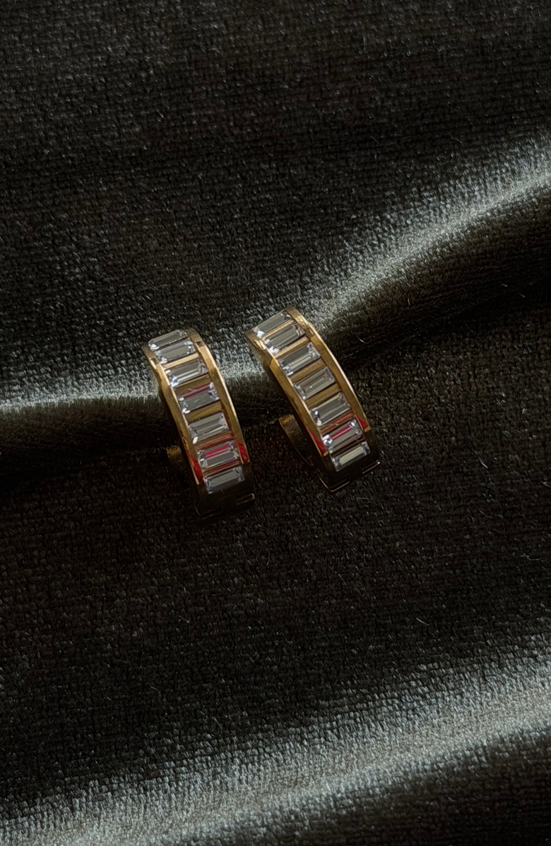 CUFFED BY NANO Britt Baguette Huggies, Alternate, color, Gold