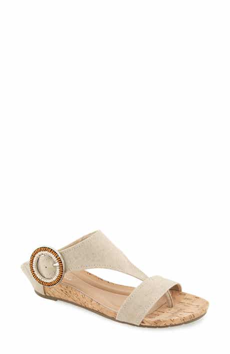 Great Buckle Slide Sandal