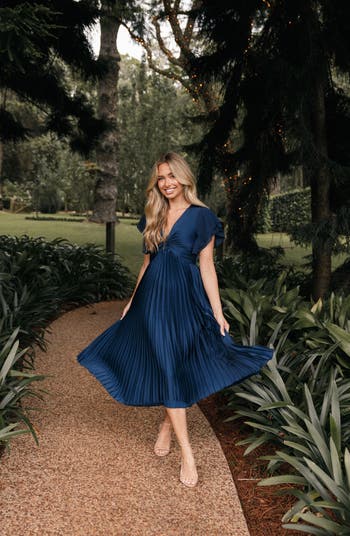 Nova Flutter Sleeve Midi Dress