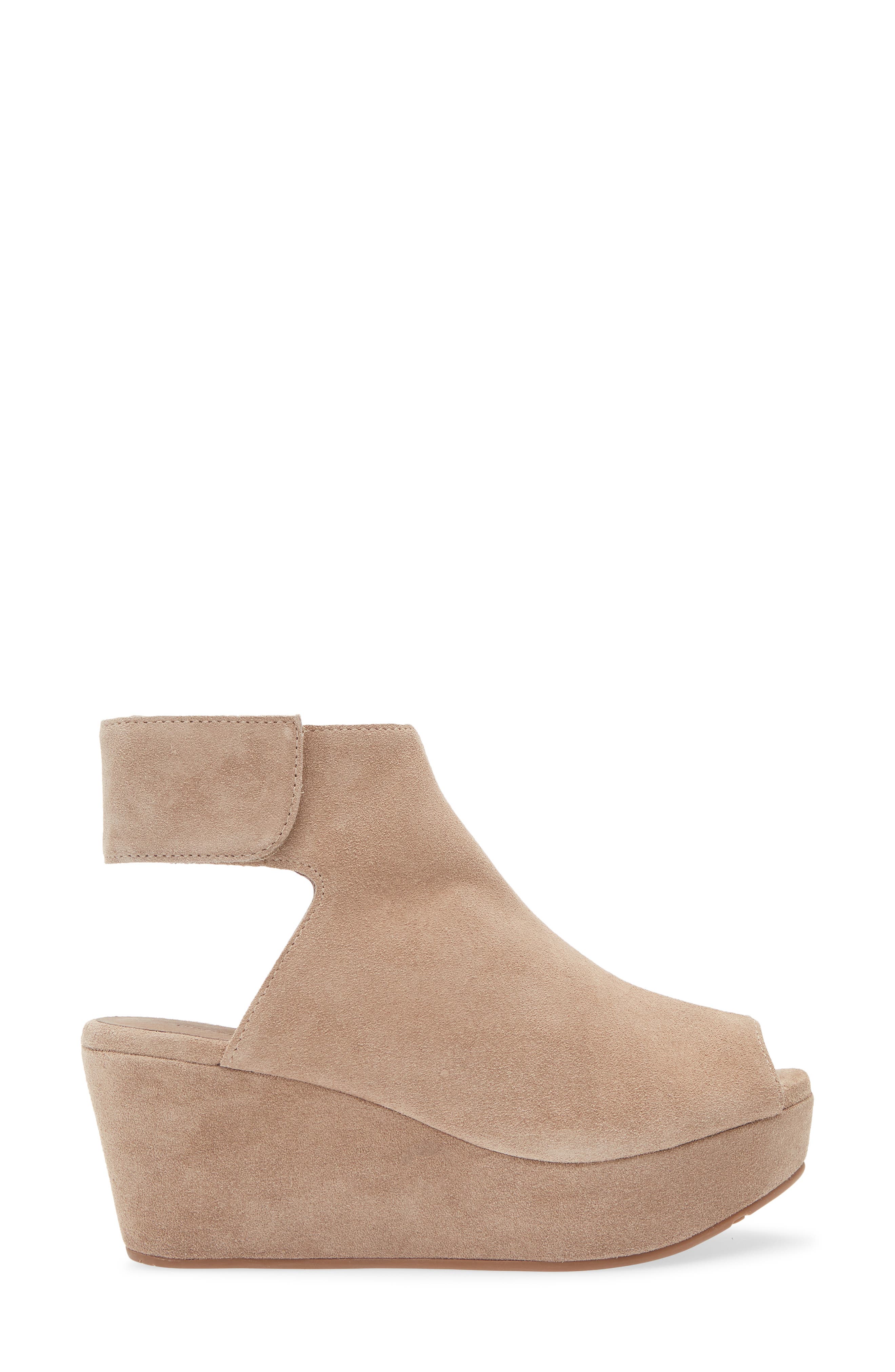 Cutout Wedge Sandal, Alternate, color, LATTE SUED