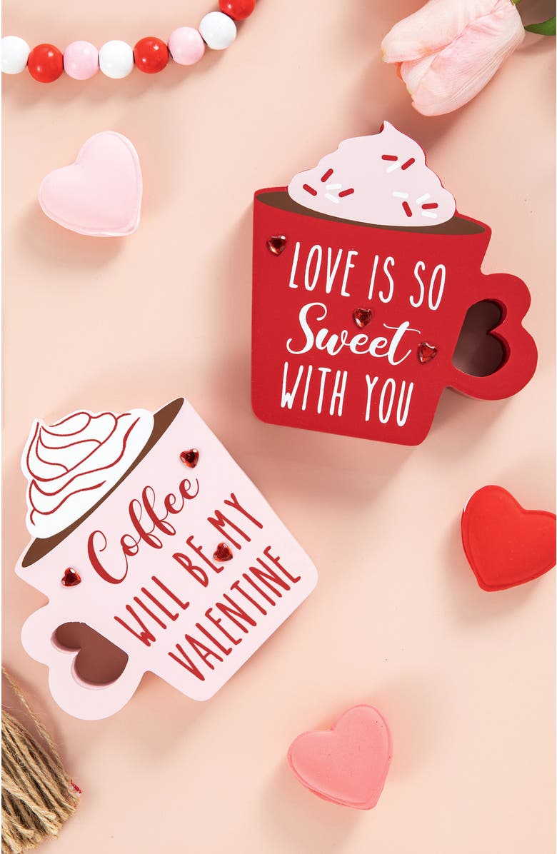 Glitzhome Set of 2 Wooden Valentine's Coffee Cup Table Decor, Alternate, color, Red