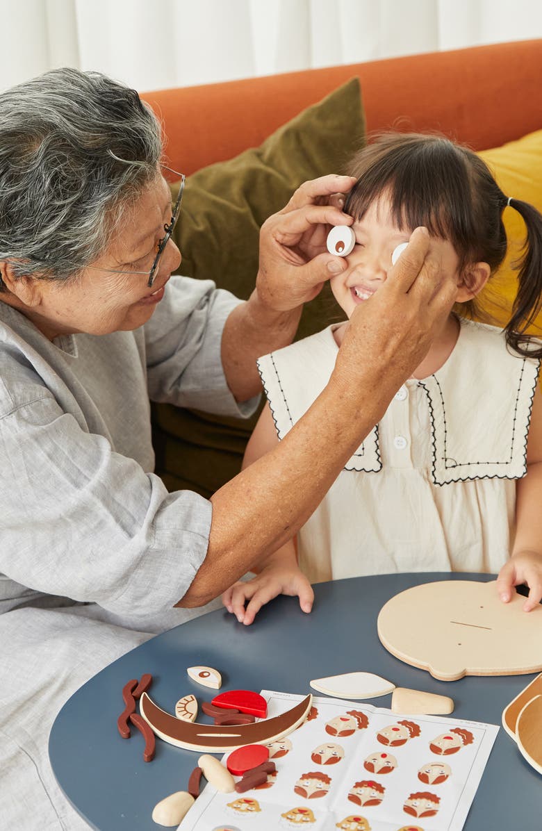 PlanToys<sup>®</sup> Build a Face Game, Alternate, color, Assorted