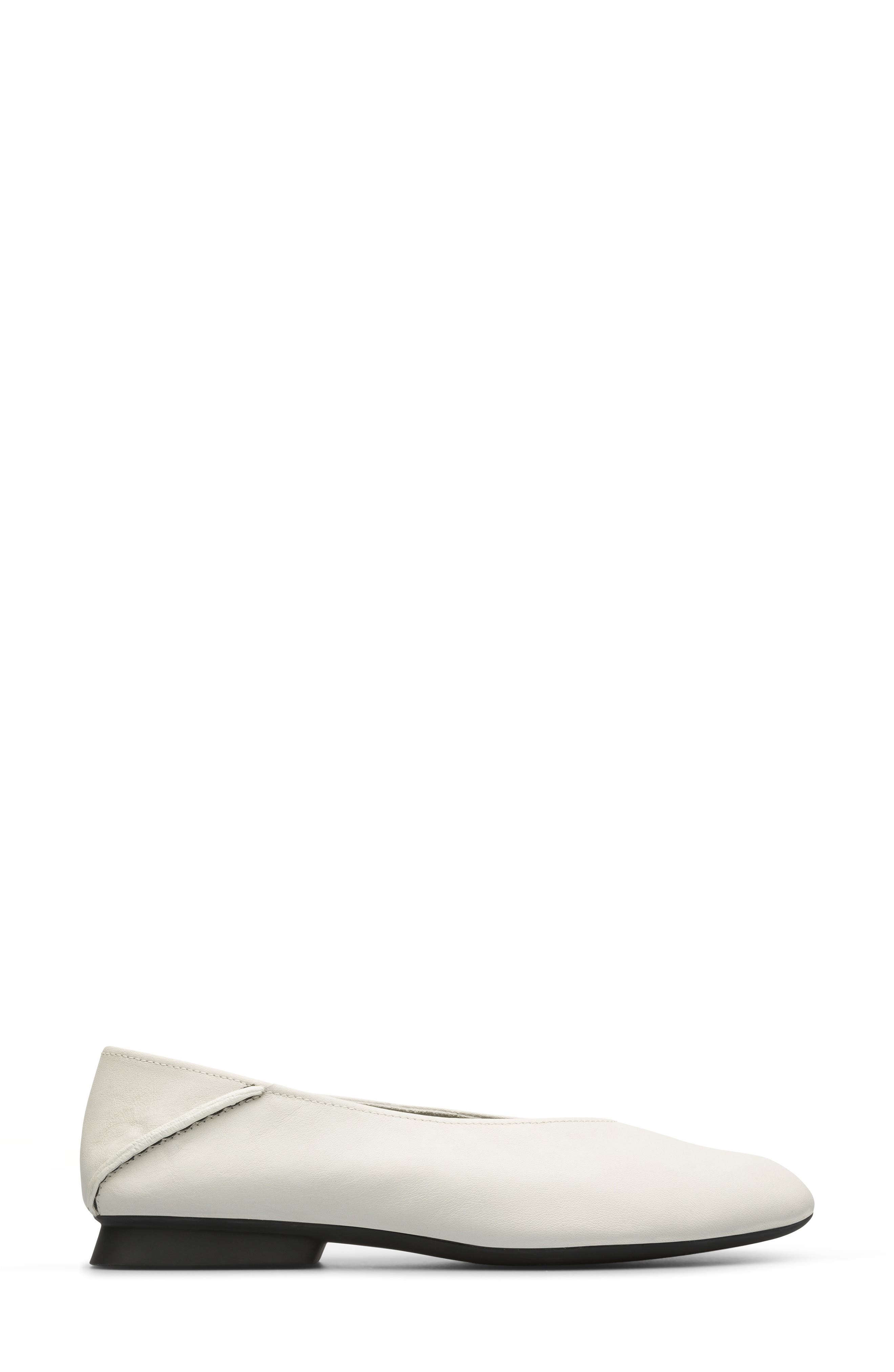 Casi Myra Ballet Flat, Alternate, color, WHITE NATURAL