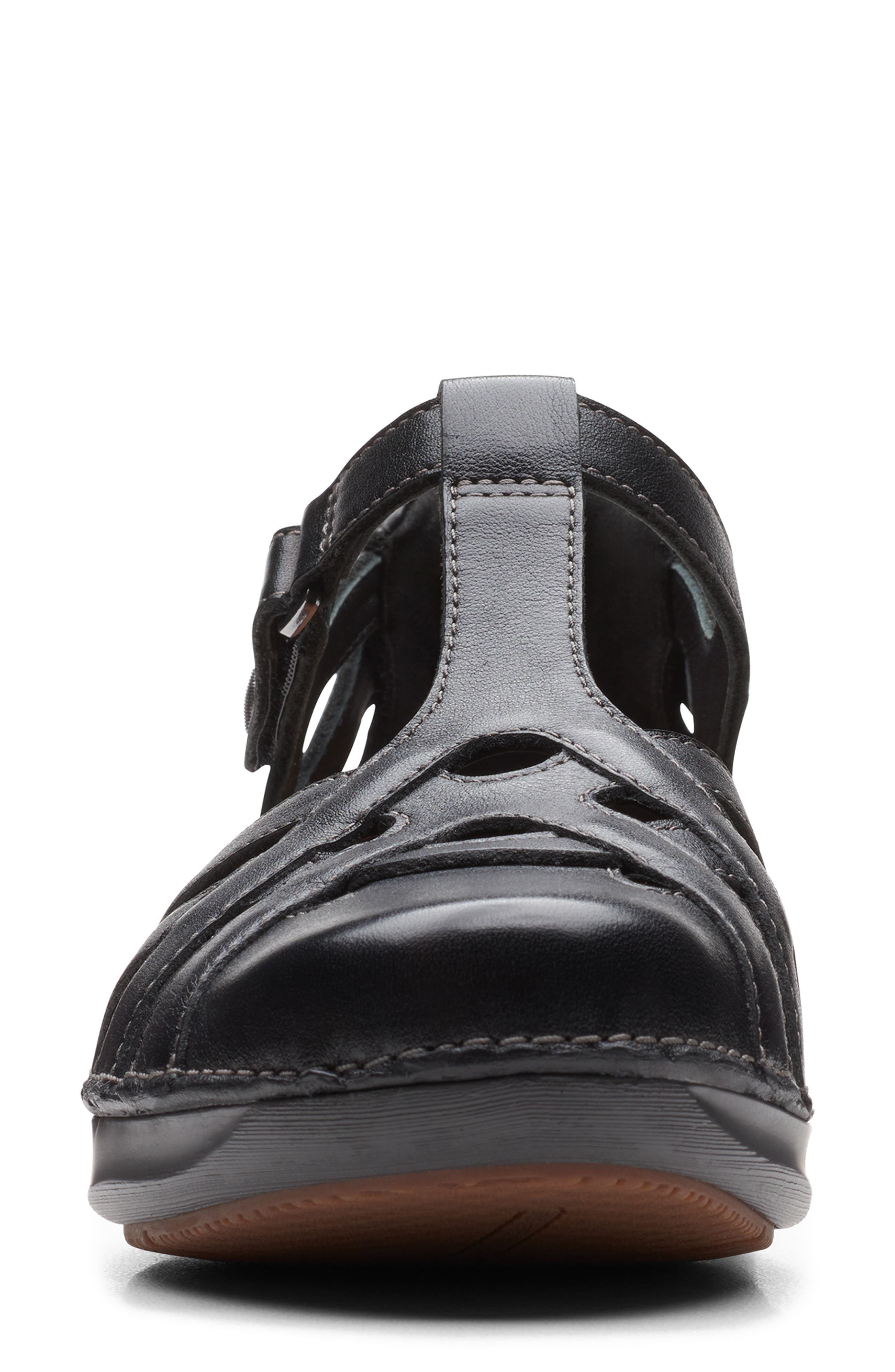 Clarks<sup>®</sup> Appley Way Sandal, Alternate, color, 