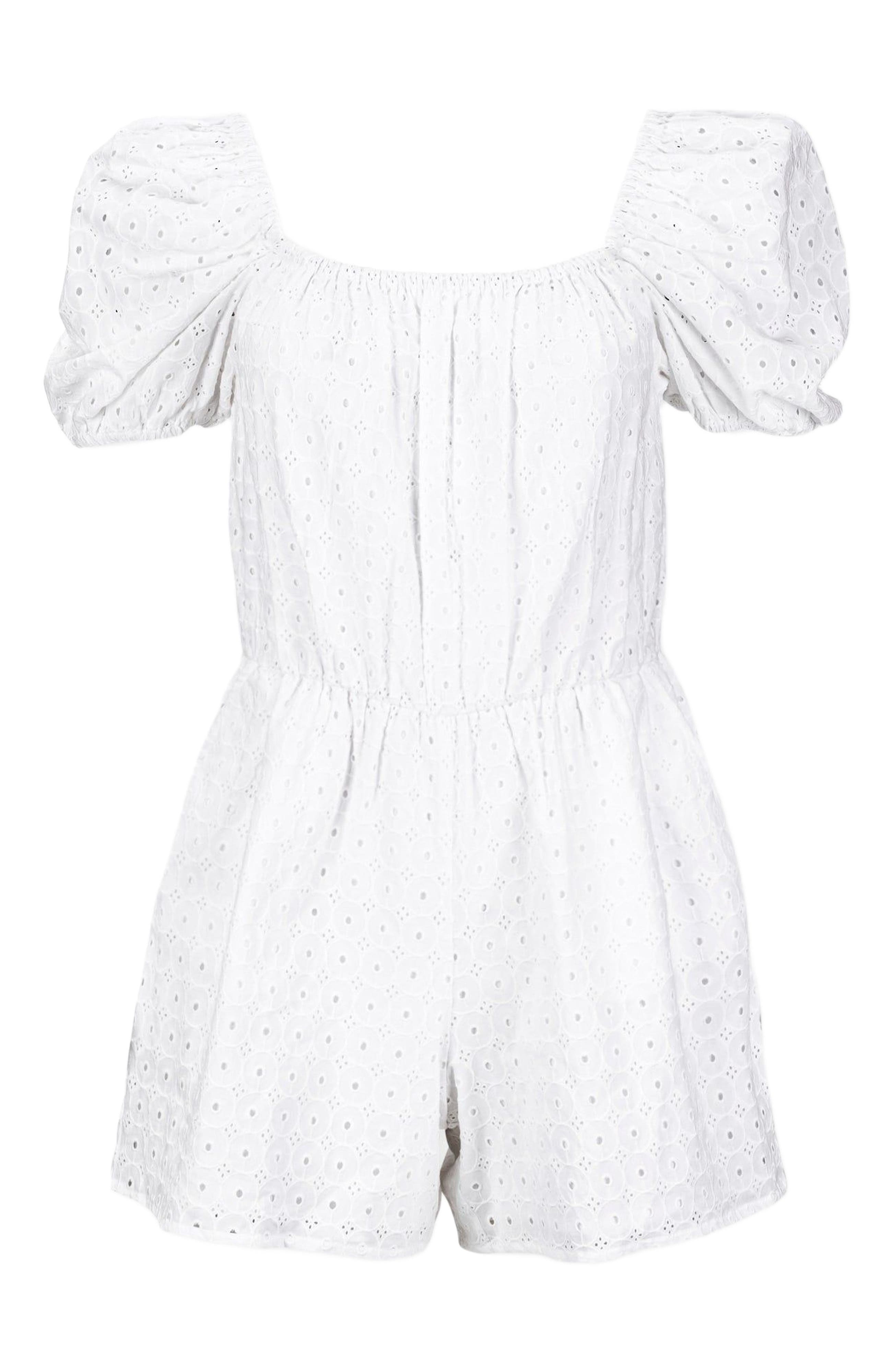 selected White Circle Grid Eyelet