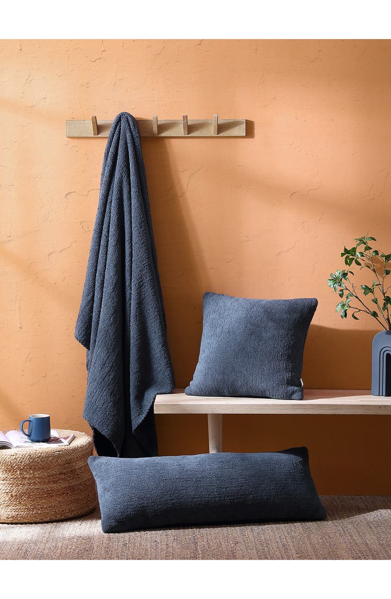 Sunday Citizen Snug Throw, Alternate, color, 