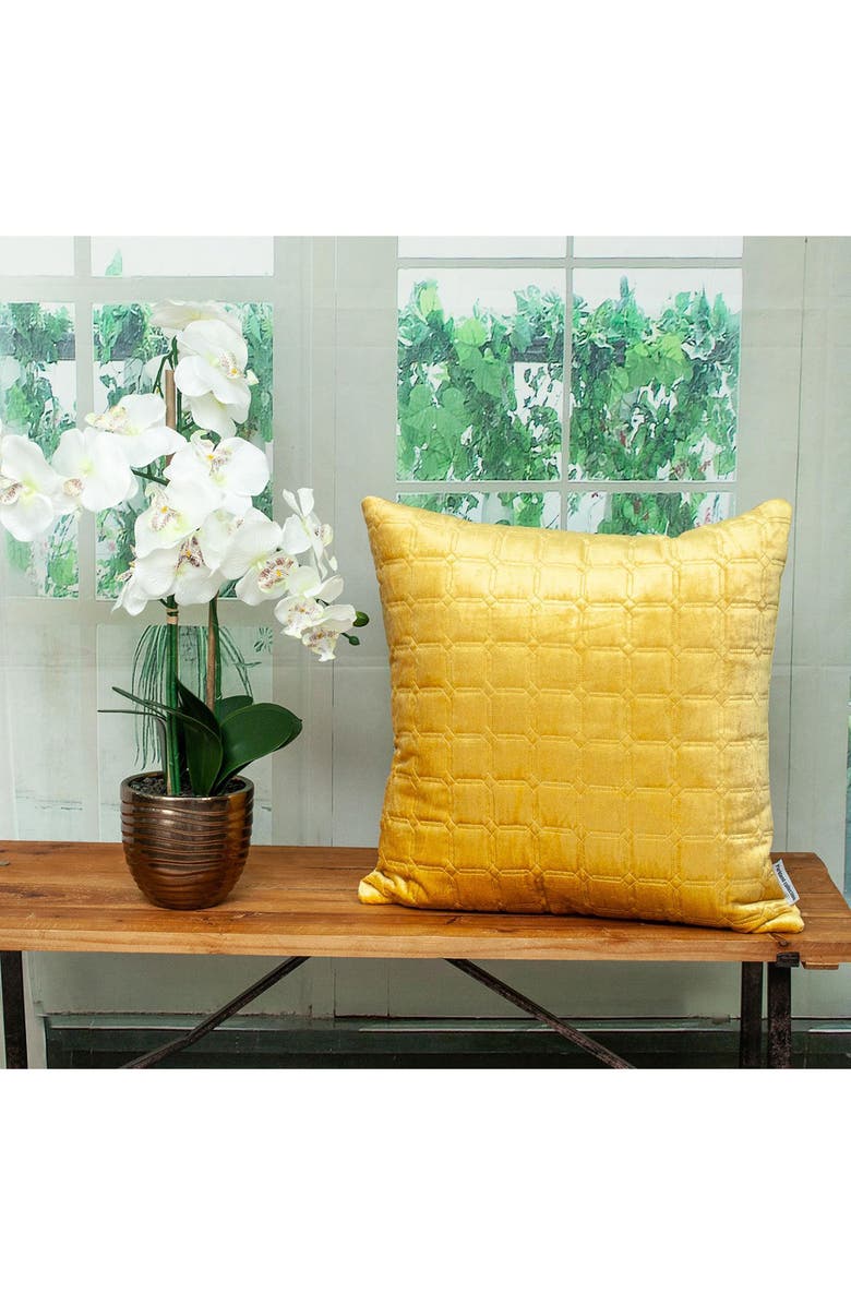 PARKLAND COLLECTION Marrisa Velvet Throw Pillow, Alternate, color, Yellow