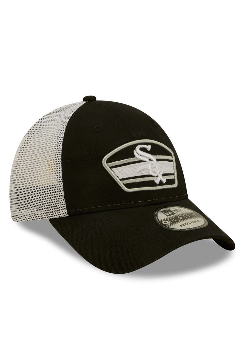 Men's New Era Black/White Chicago White Sox Logo Patch 9FORTY Trucker Snapback Hat, Alternate, color, Black