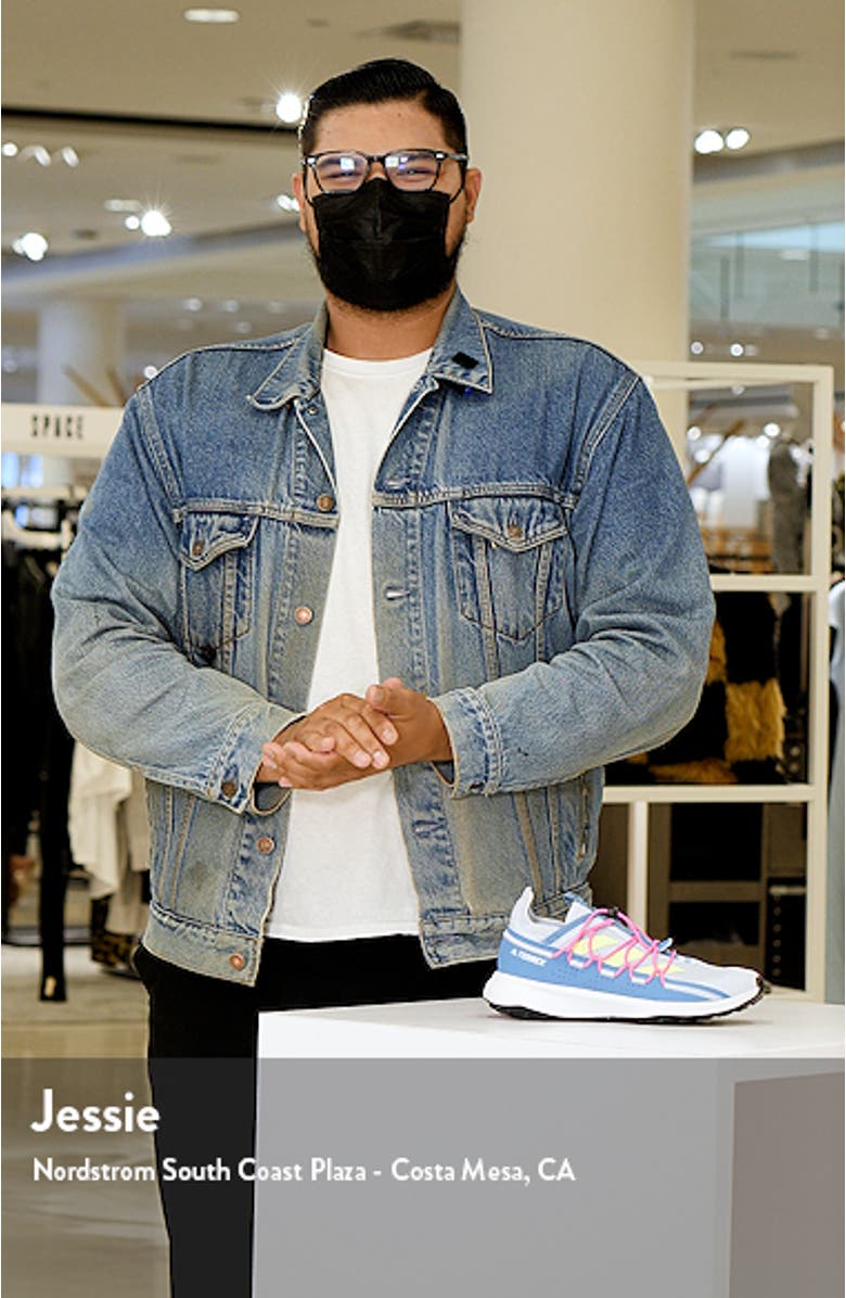 Terrex Voyager H.RDY Hiking Sneaker, sales video thumbnail