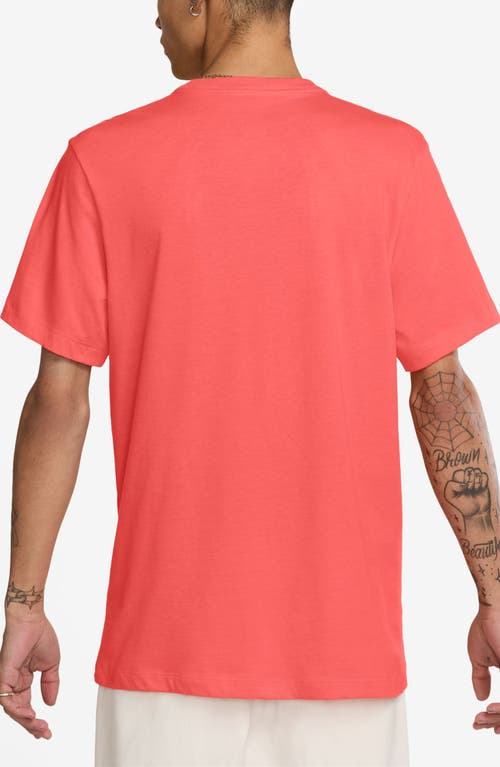 Nike Sportswear Club Crew Neck T-shirt In Pink