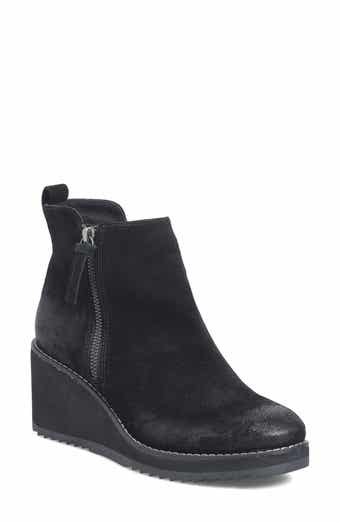 Earth wedge boots discount