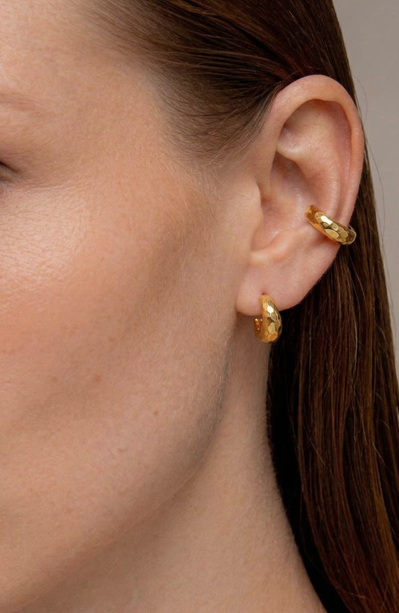 YOJ Aalto Mini Hammered Hoop Earrings, Alternate, color, Gold