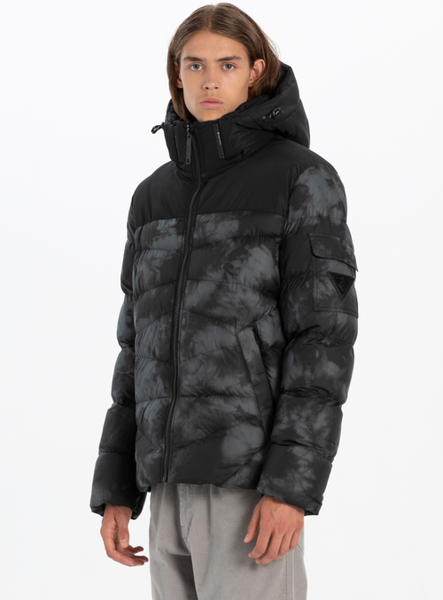 Point Zero Engineered Quilted Puffer Printed Jacket In Slate
