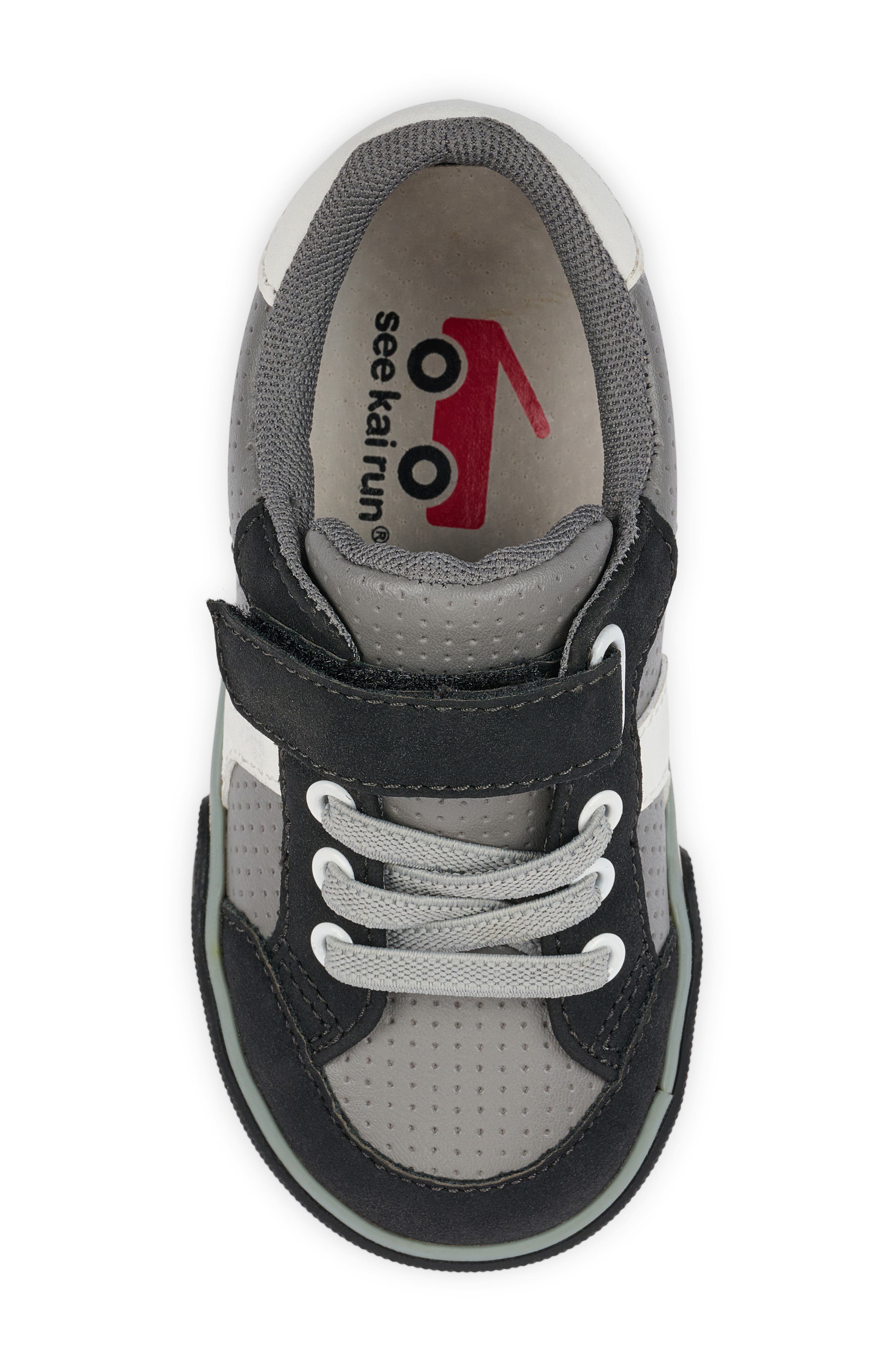 See Kai Run Kids' Connor Sneaker, Alternate, color, Gray/ Black