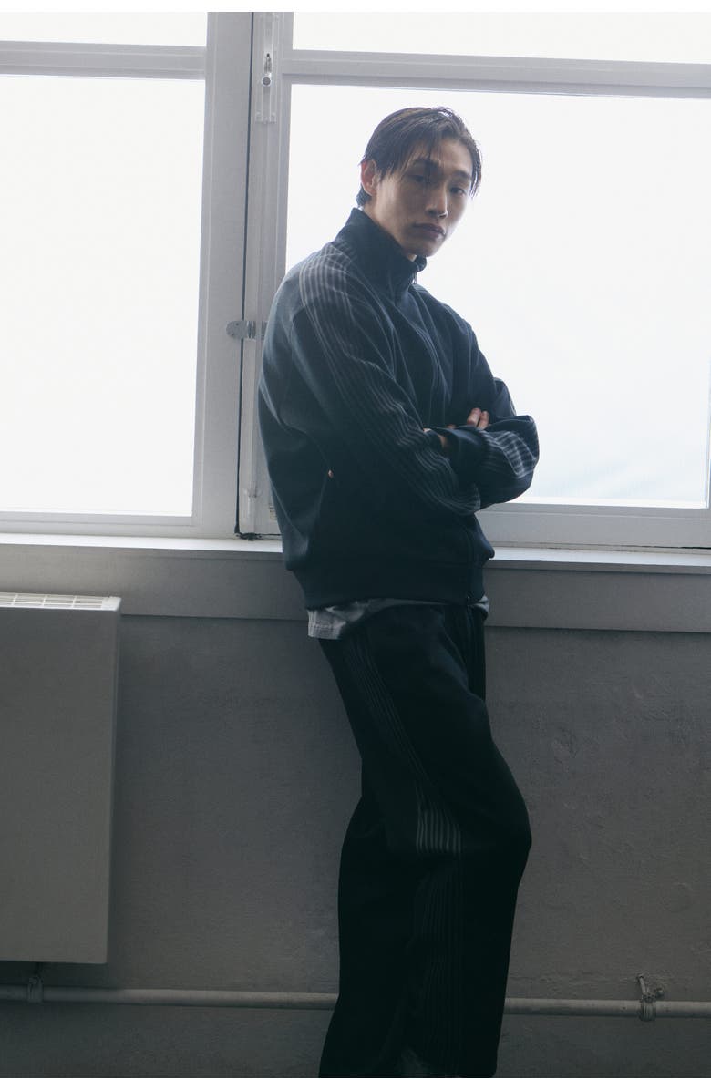 H&M Loose-fit sports joggers with drymove, Main, color, Black