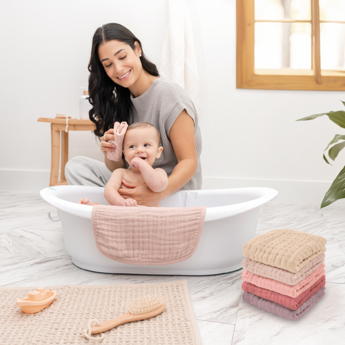 Comfy Cubs Muslin Washcloths In Multi Girl