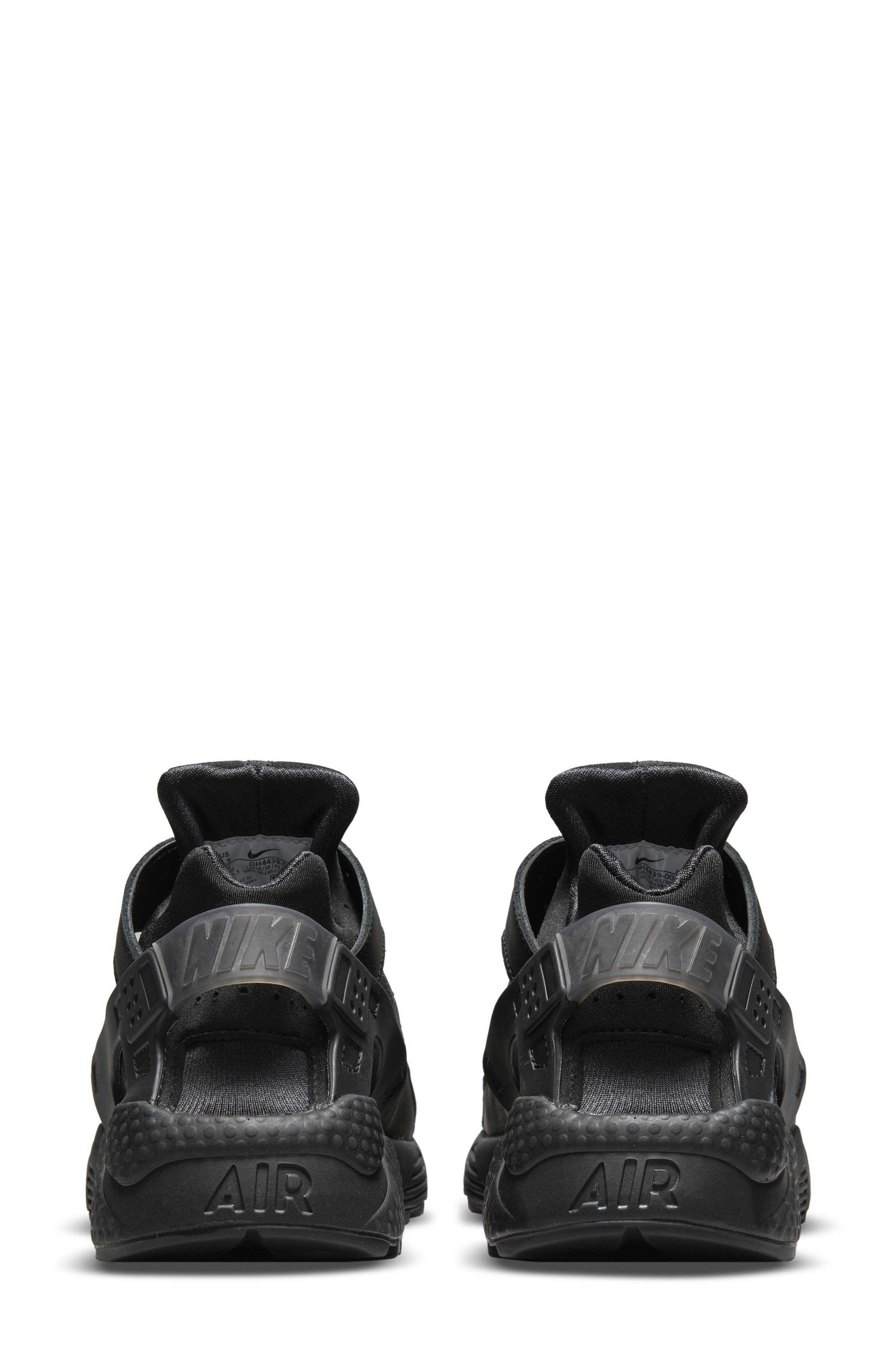 Nike Air Huarache Sneaker, Alternate, color, 