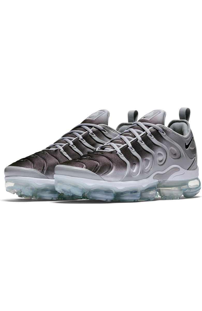 Nike Air VaporMax Plus Sneaker, Main, color,