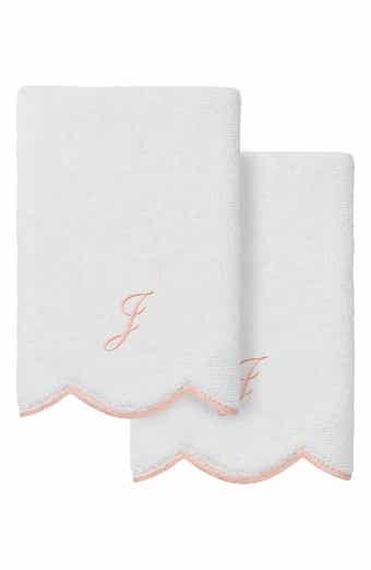 Scallop Set of 2 Monogram Fingertip Towels