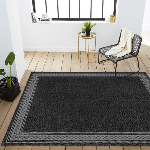 Jonathan Y Lucia Classic Diamond Border Indoor/outdoor Area Rug In Black/gray