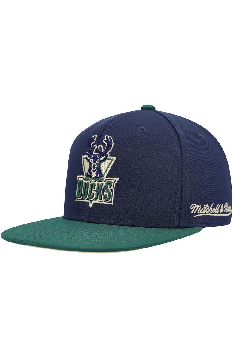 Mitchell & Ness Men's Mitchell & Ness Navy/Green Milwaukee Bucks 30th Anniversary Hardwood Classics Grassland Fitted Hat, Alternate, color, 