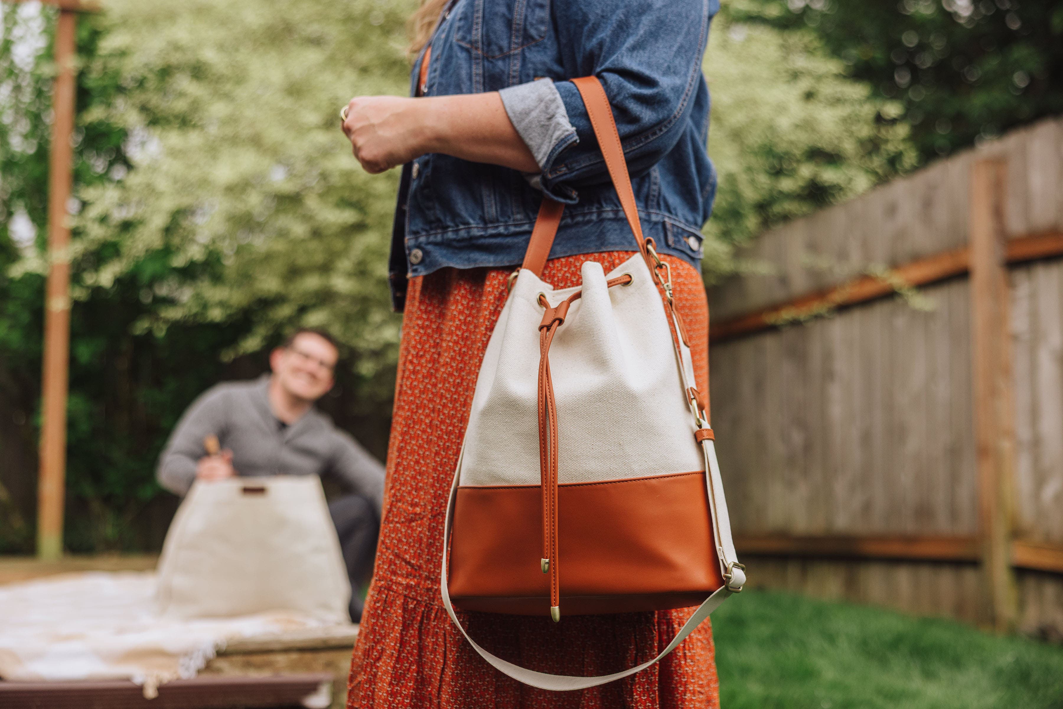 Picnic Time Sirolo Canvas 
Leatherette Tote, Alternate, color, Beige Canvas