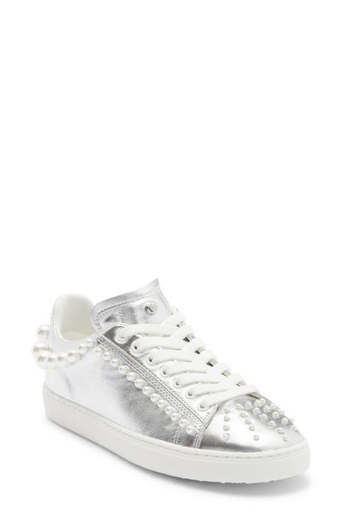 Goldie Sneaker