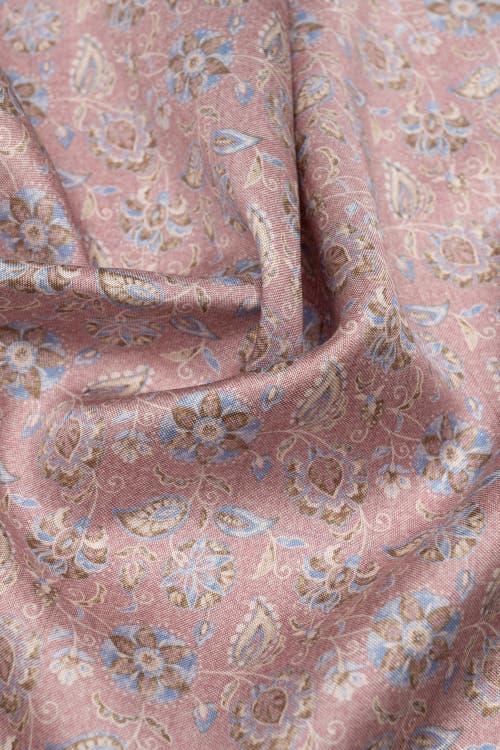 Elizabetta Enzo In Pink