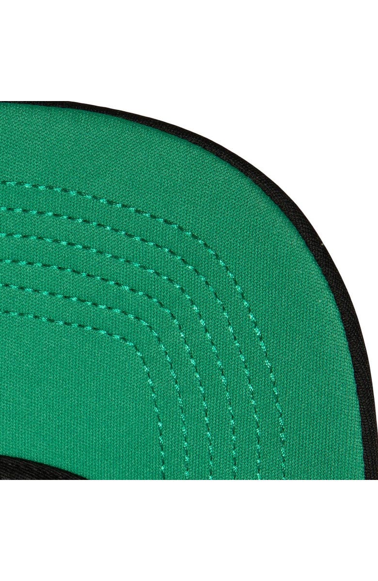 Mitchell & Ness Men's Mitchell & Ness Black Brooklyn Nets Hardwood Classics Gold Leaf Mesh Trucker Snapback Hat, Alternate, color, Black