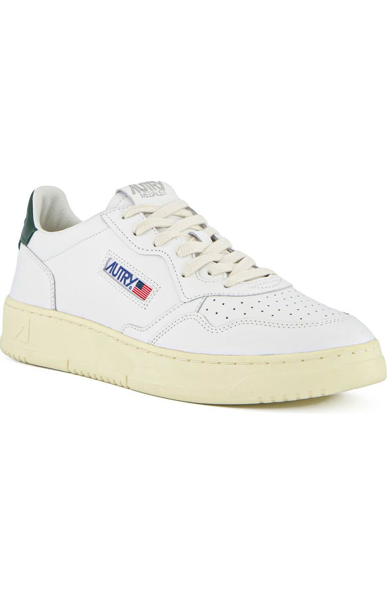 AUTRY Medalist Low Sneaker, Main, color, Leat/Leat Wht/Mountain