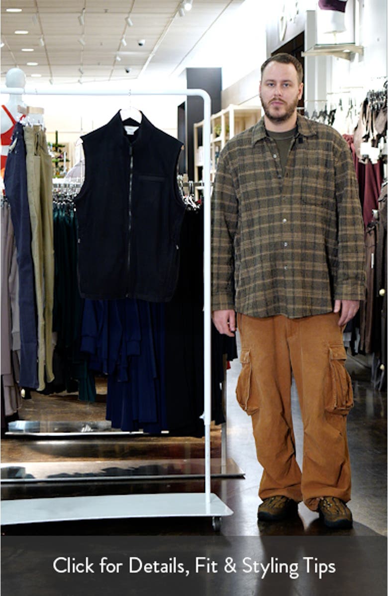 Zip Water Repellent Fleece Vest, sales video thumbnail