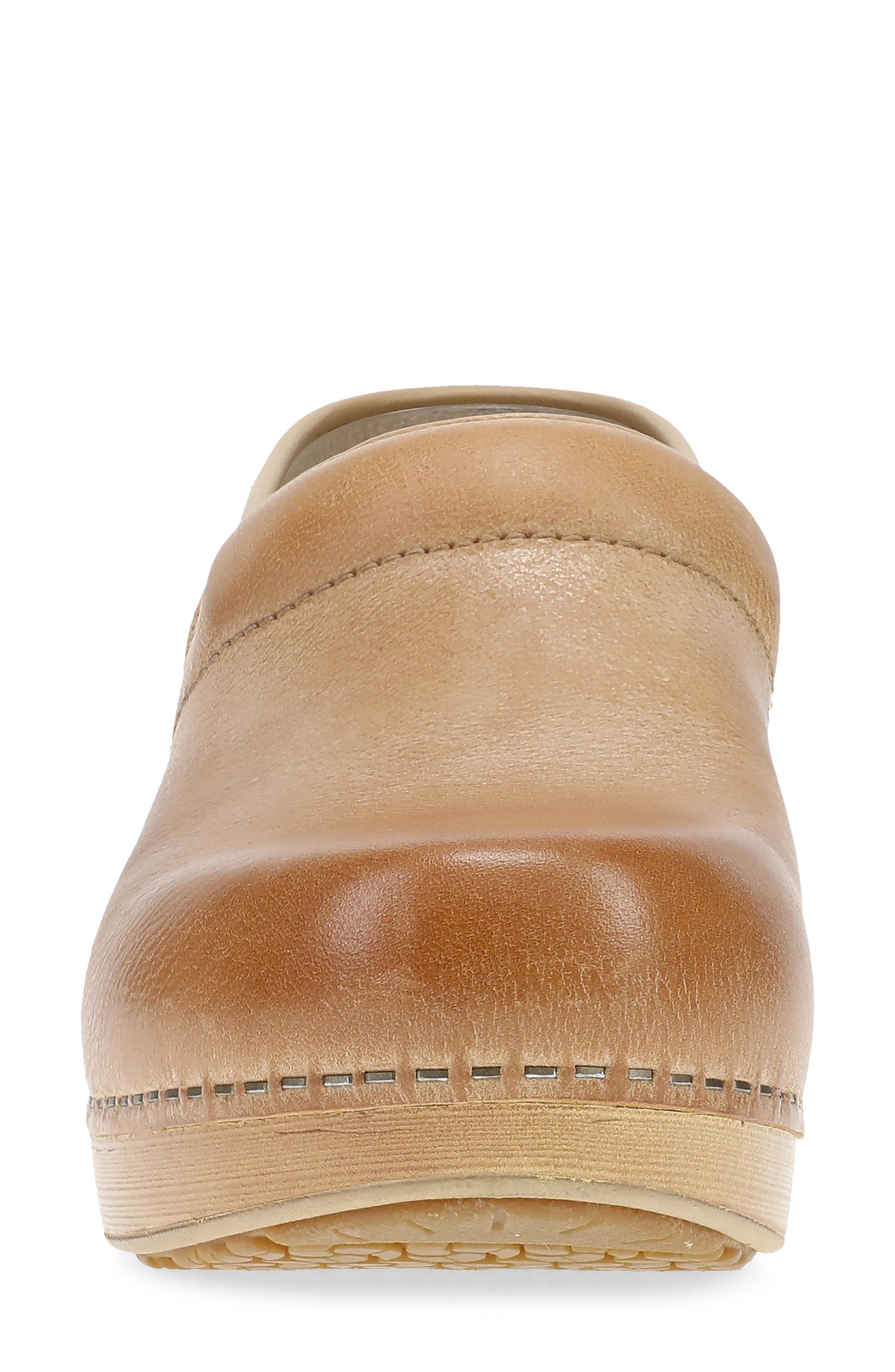 Dansko XP 2.0 Clog, Alternate, color, Honey Distressed