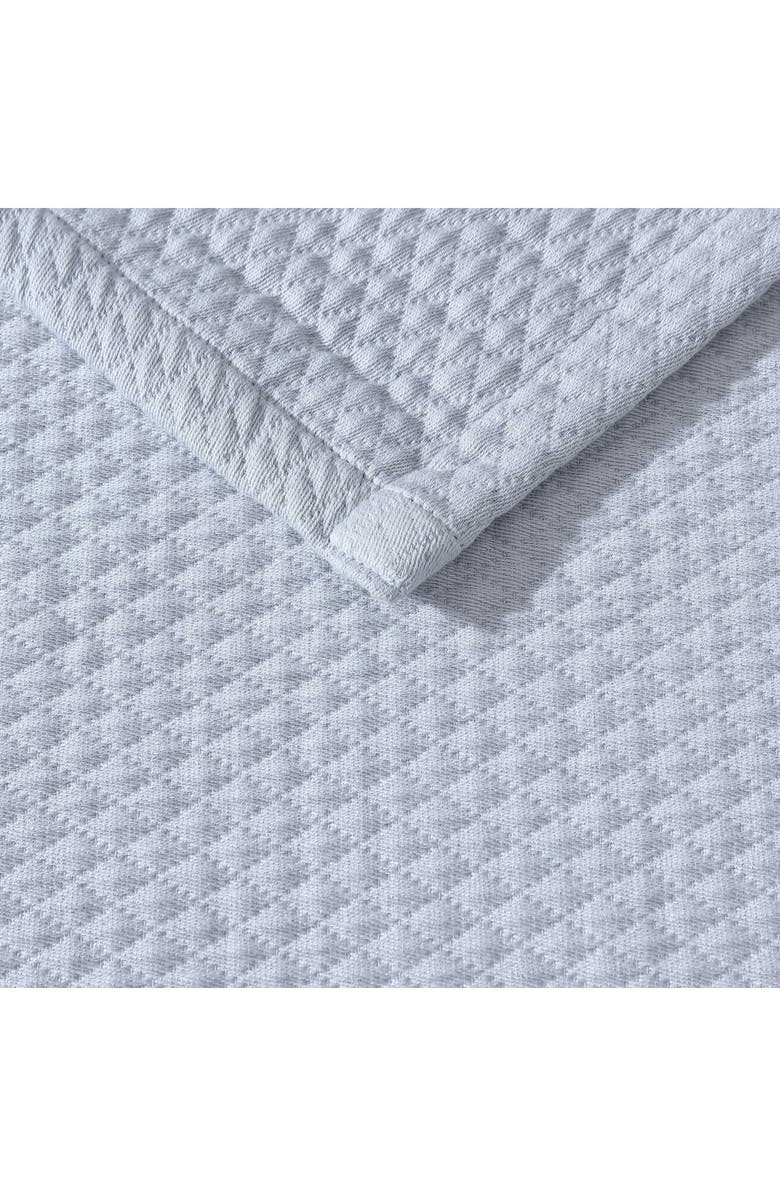 Vera Wang Matelassé Cotton Jacquard Blanket, Alternate, color, Light Grey